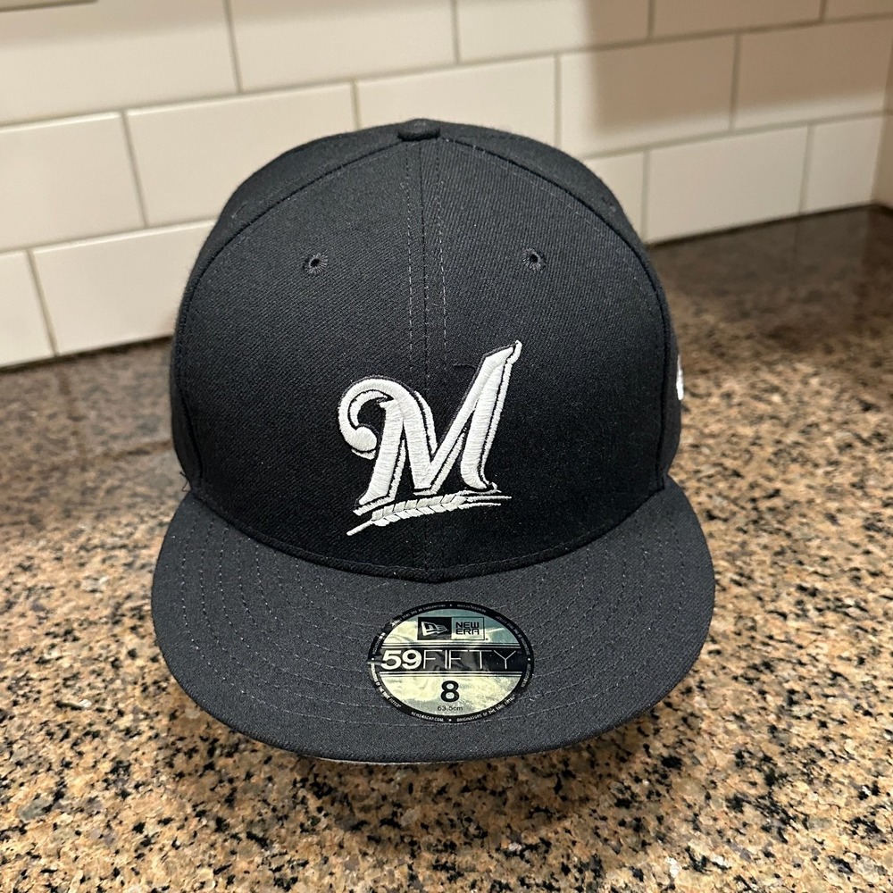 Vtg Milwaukee Brewers New Era 59FIFTY Fitted Hat Size 8 Black Made in USA